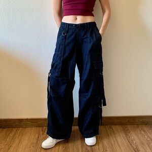 Urban Outfitters BDG Baggy Cargo Pants Jeans Wide Leg Dark Wash XS